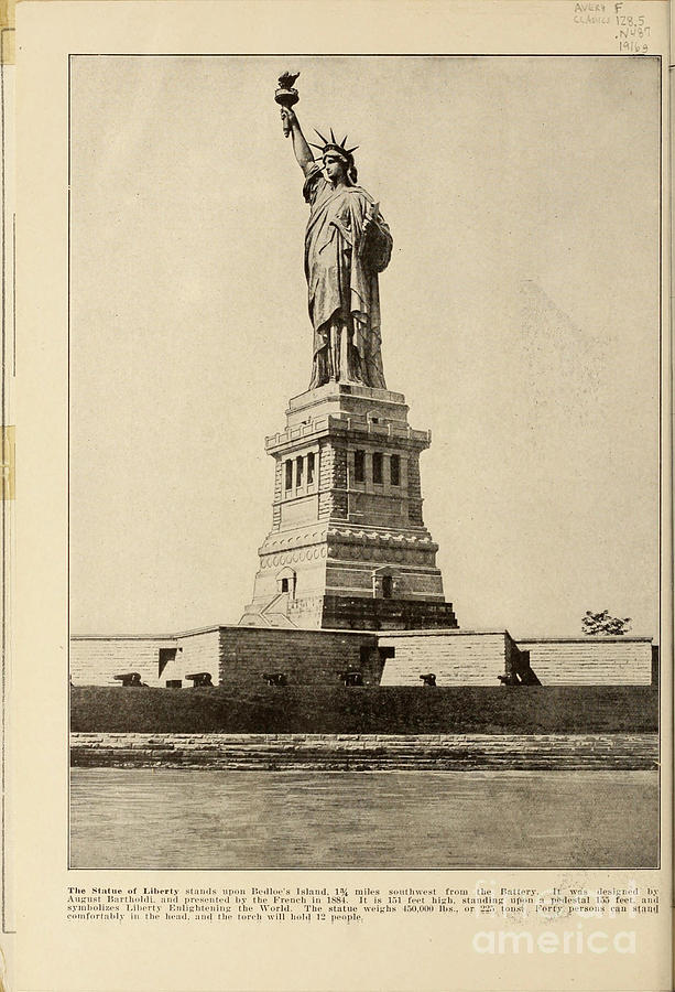 Statue of Liberty 1916 c3 Photograph by Historic Illustrations - Pixels