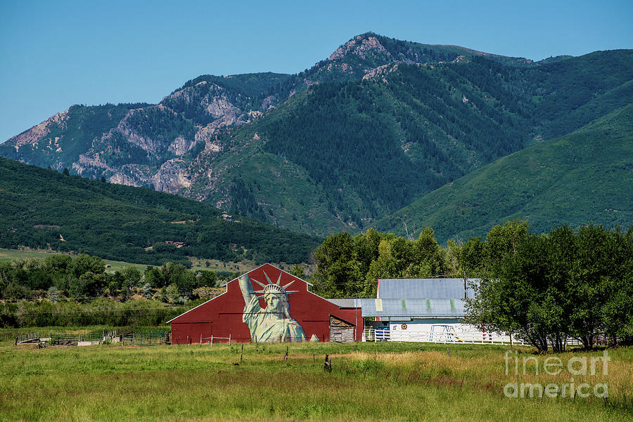 Statue of Liberty Barn - Ogden Valley - Utah Photograph by Gary Whitton