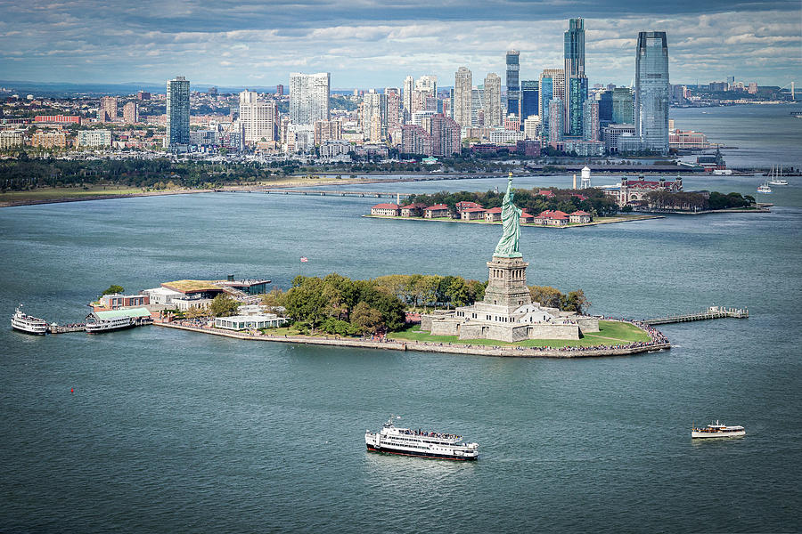Statue of Liberty National Monument Photograph by Joe Myeress