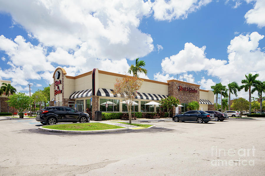 Steak And Shake Restaurant Davie FL Photograph By Felix Mizioznikov   Steak And Shake Restaurant Davie Fl Felix Mizioznikov 