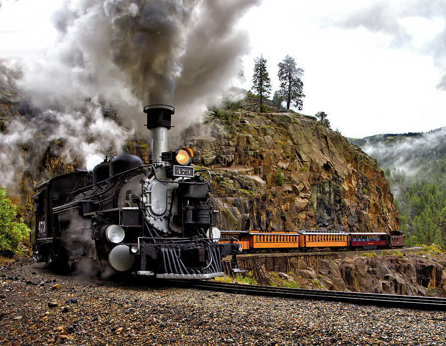 Steam Engine Around a Bend Photograph by Bob Falcone