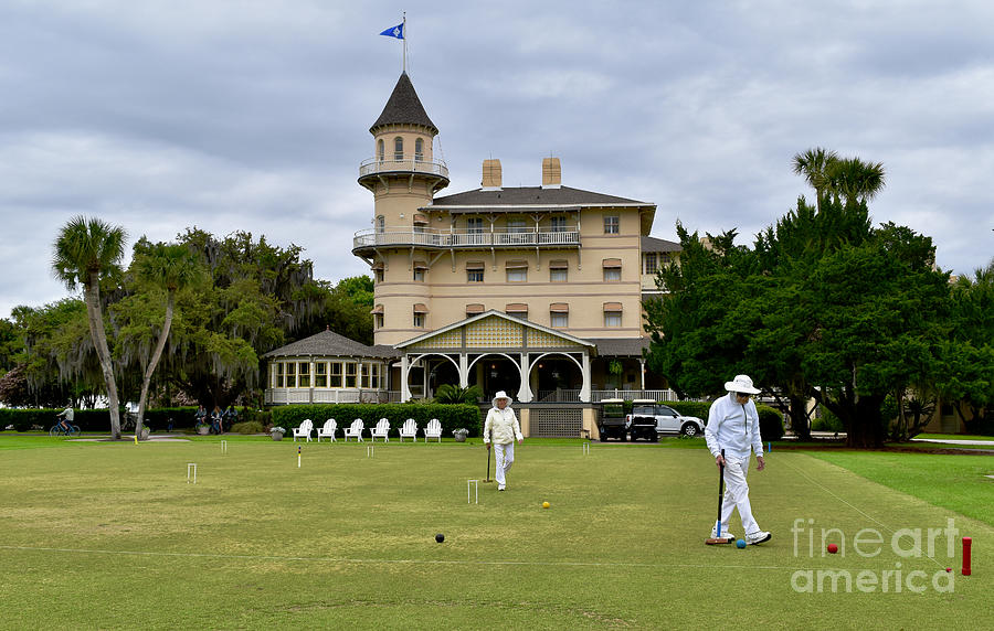 Sticky Wicket At Jekyll Island Resort Photograph by Ron Long