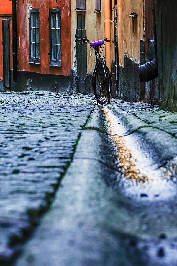 Stockholm alley Photograph by Alexander Farnsworth