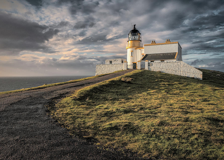 Stoer Head Lighthouse Sunset Photograph by Dave Bowman