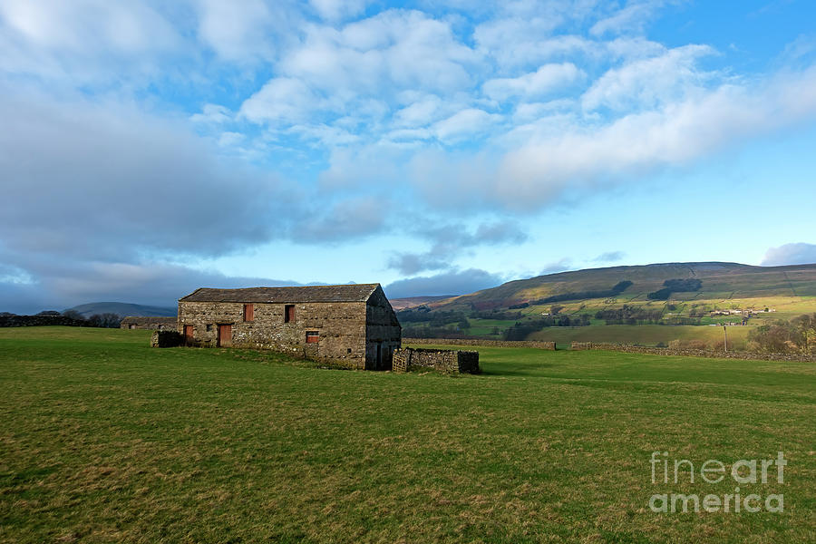 Stone Barn in Wensleydale, Yorkshire Dales Photograph by Louise Heusinkveld