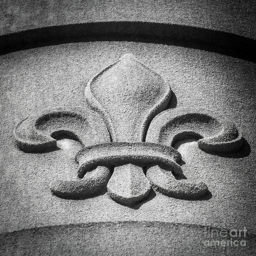 Stone Fleur-de-lis Symbol of Lousiville Kentucky Photograph by Gary Whitton