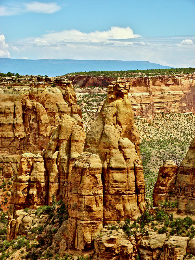 Stone Monuments from Canyon Rim Trail, Colorado National Monument ...