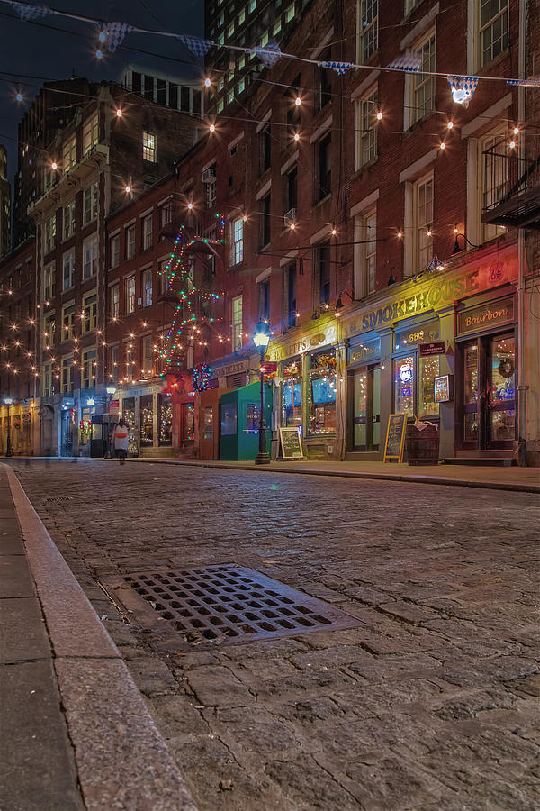 Stone Street Manhattan  Photograph by Susan Candelario