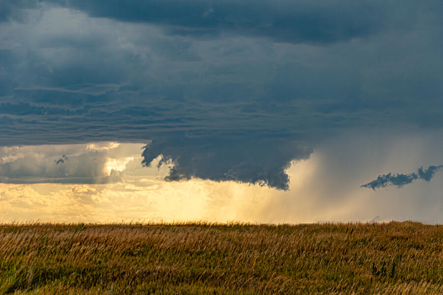 Storm Chasing Nebraska Supercells 027 Photograph by Dale Kaminski