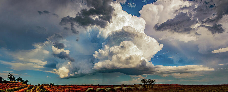 Storm Chasing Nebraska Supercells 033 Photograph by Dale Kaminski