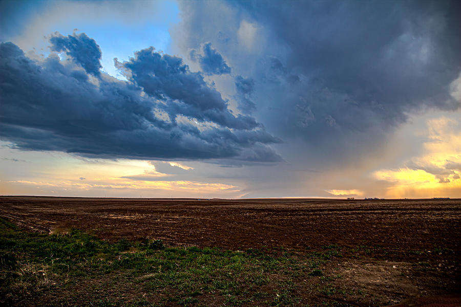 Storm Chasing Supercells in Nebraska 017 Photograph by Dale Kaminski