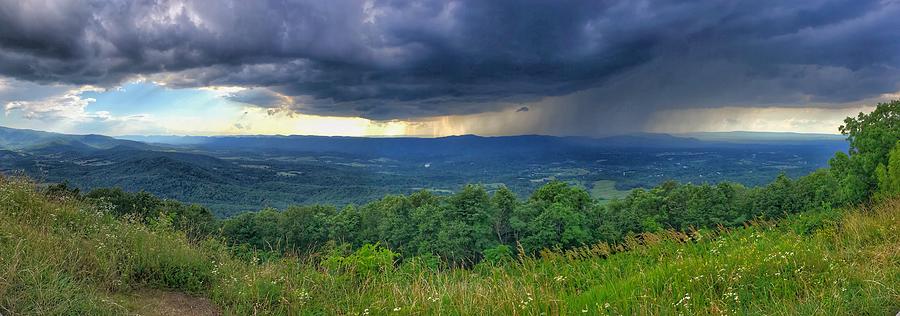 Storm Coming Photograph by Jack Nevitt