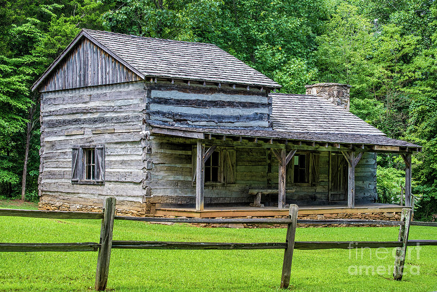 Stovall Cabin - Saunders Springs Kentucky Photograph by Gary Whitton