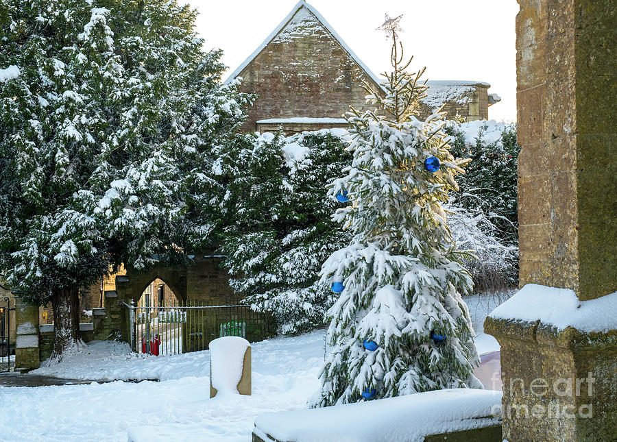Stow on the Wold Christmas Photograph by Tim Gainey
