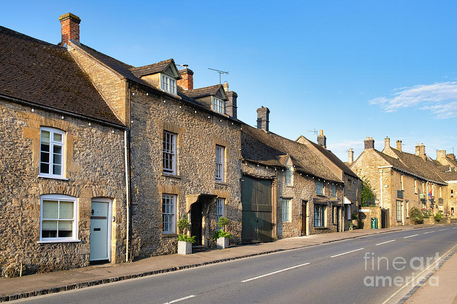 Stow on the Wold Sheep Street at Daybreak Photograph by Tim Gainey
