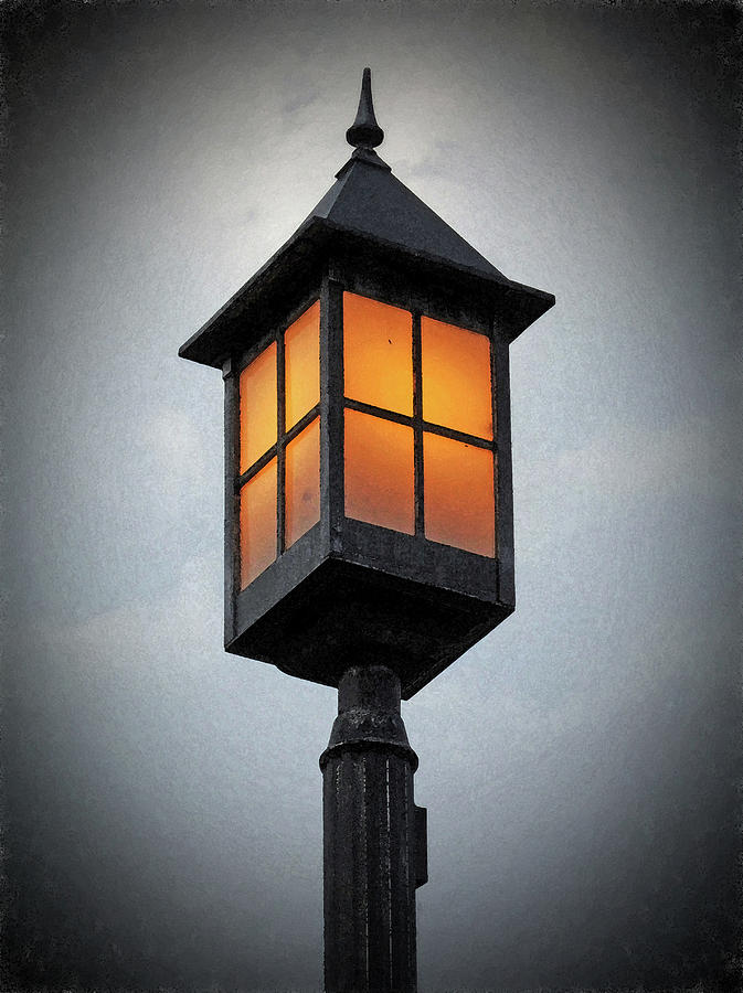 Street Lamp Mackinaw City Painterly Photograph by Mary Bedy