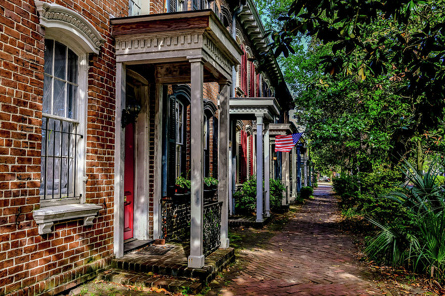 Streets Of Victorian District Savannah Photograph By Clyn Robinson Fine Art America 8450