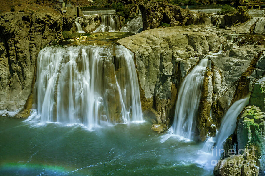 Stunning Shoshone Waterfalls Photograph by Robert Bales
