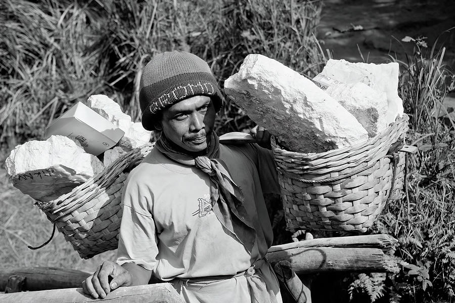 Sulfur carrier, Kawah Ijen, Java. Indonesia. Photograph by Lie Yim