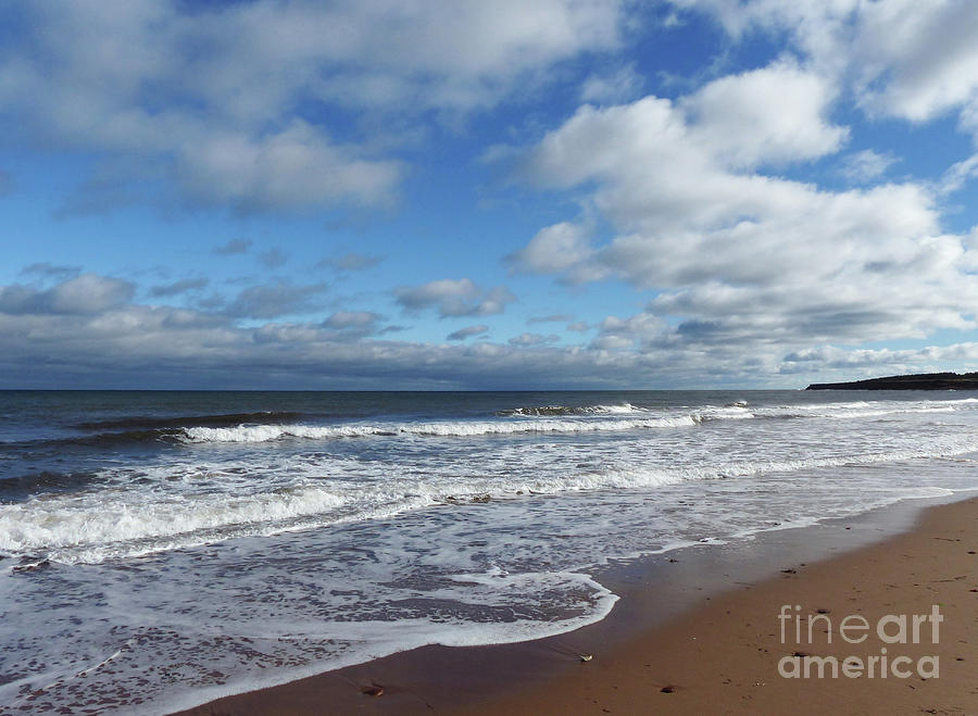 Sun, Sea and Sky - Cavendish Beach Photograph by Phil Banks