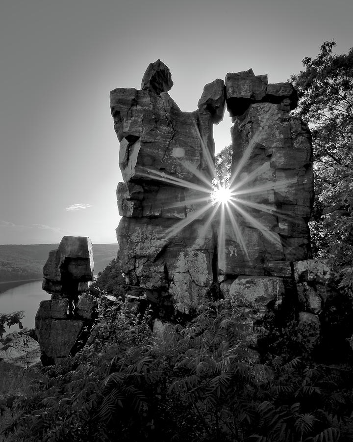 Sun Star at Devils Doorway - Devils Lake State Park Photograph by Chris Pappathopoulos
