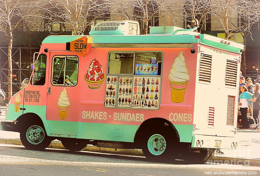 Sundae In New York Photograph by Tami Quigley