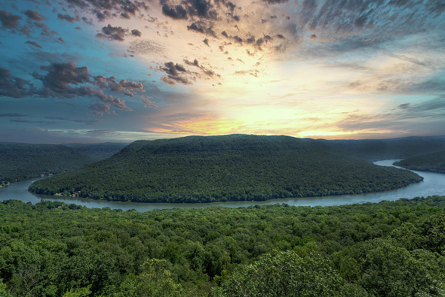 Sunrise At Snoopers Rock Overlook Tennessee Photograph by Jim Vallee