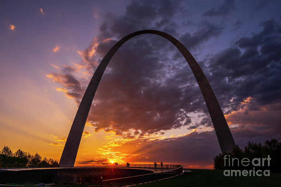 Sunrise at the Gateway Arch Photograph by Rich Cruse