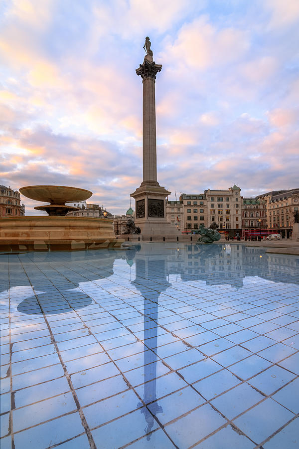 Sunrise, Nelsons Column, Trafalgar Square Photograph by Joe Daniel Price