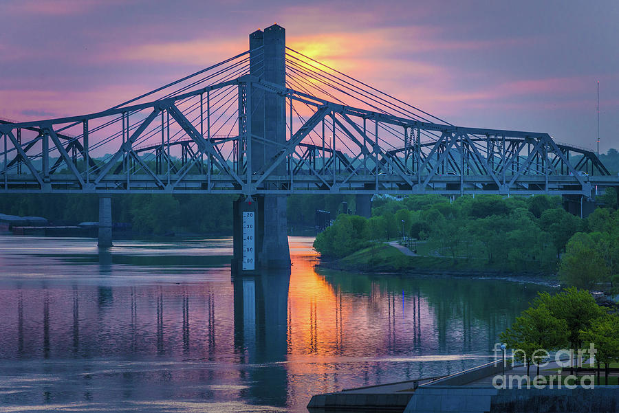 Sunrise - Ohio River - Louisville - Kentucky Photograph by Gary Whitton