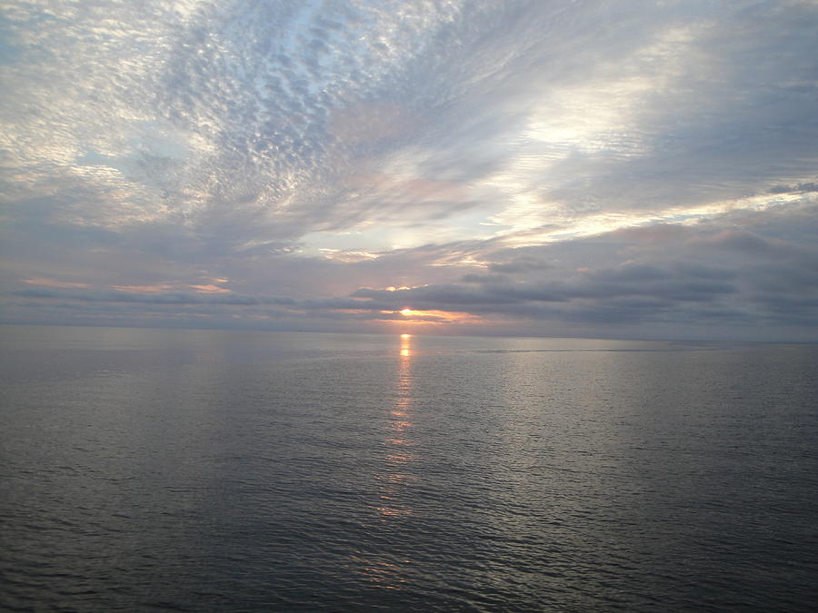 Sunrise On Long Island Sound Photograph by Edward Theilmann