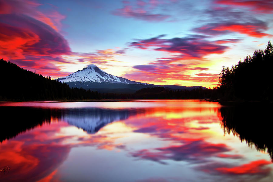 Mount Hood Photograph - Sunrise on the Lake by Darren White