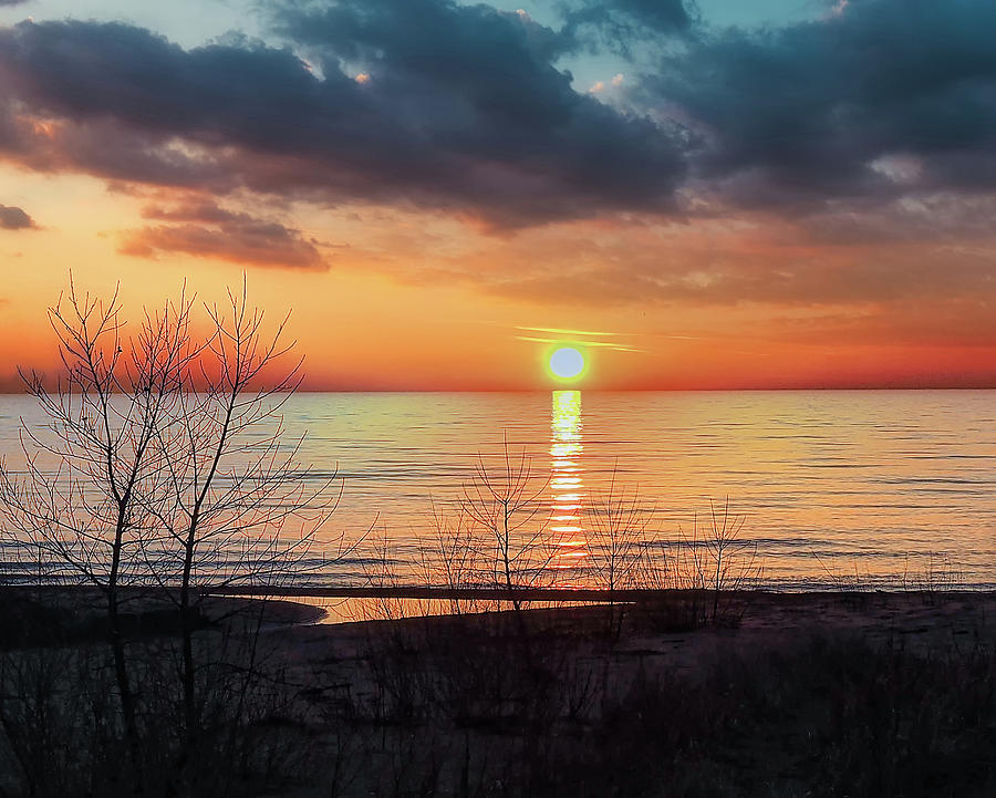 Sunrise on the Lake Photograph by Scott Olsen