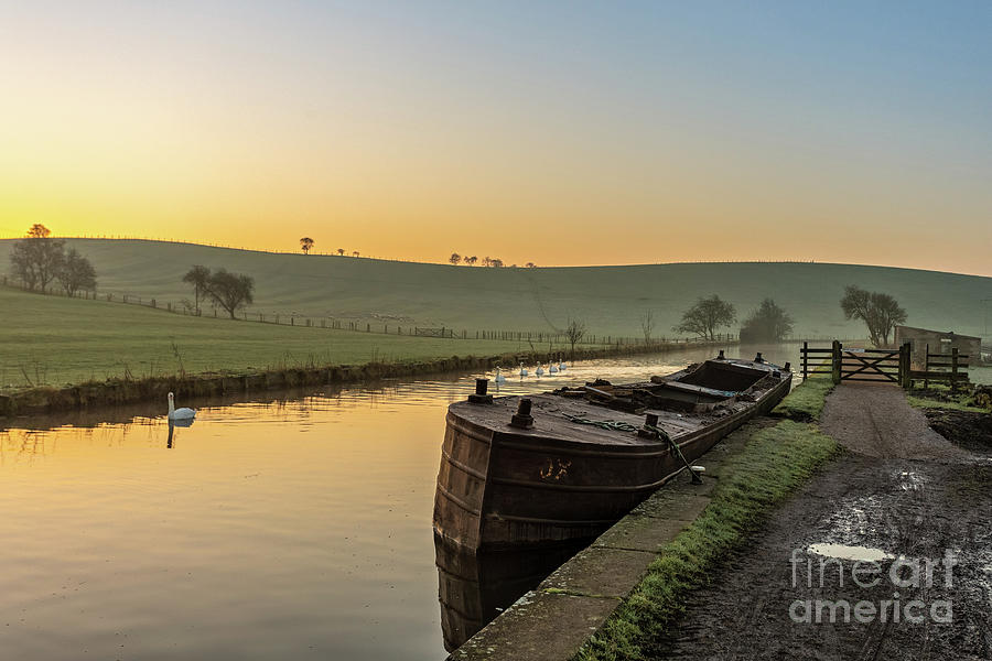 Sunrise on the Leeds and Liverpool Canal Photograph by Tom Holmes Photography