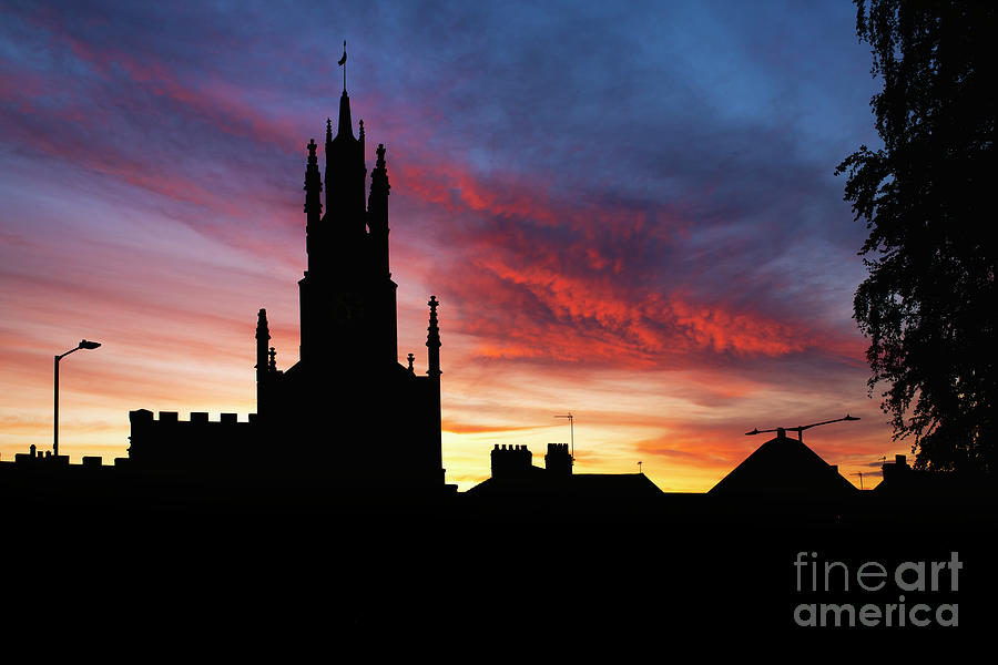 Sunrise Over Warwick Photograph by Tim Gainey