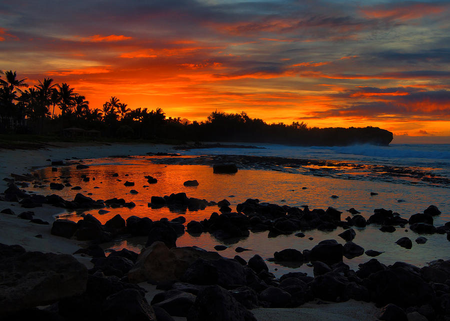 Sunrise - Poipu, Kauai Photograph by Stephen Vecchiotti