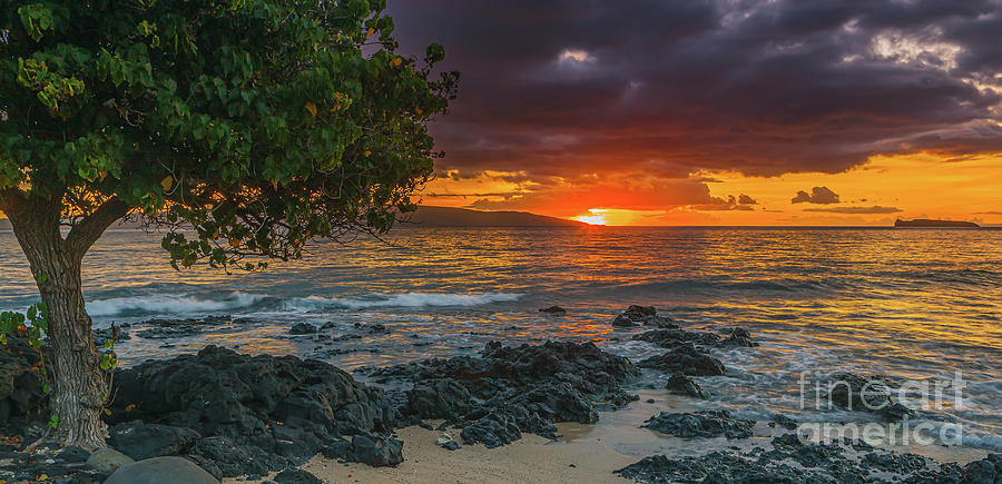 Sunset Photograph - Sunset at Ahihi Kinau, Maui, Hawaii by Henk Meijer Photography
