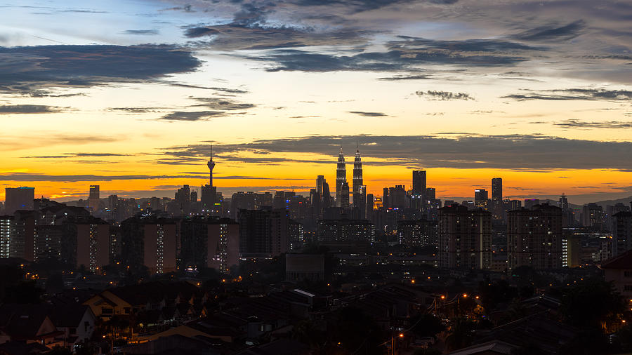 Sunset at Kuala Lumpur, Malaysia Photograph by Shaifulzamri