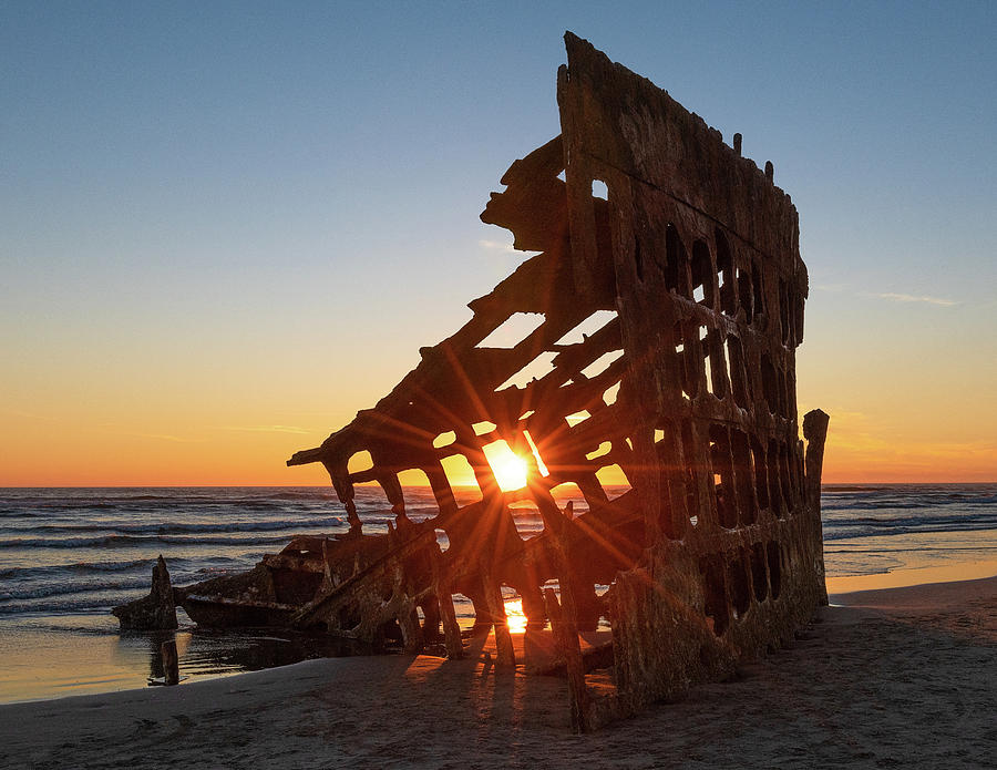 Sunset at the Peter Iredale wreck Photograph by Patrick Campbell