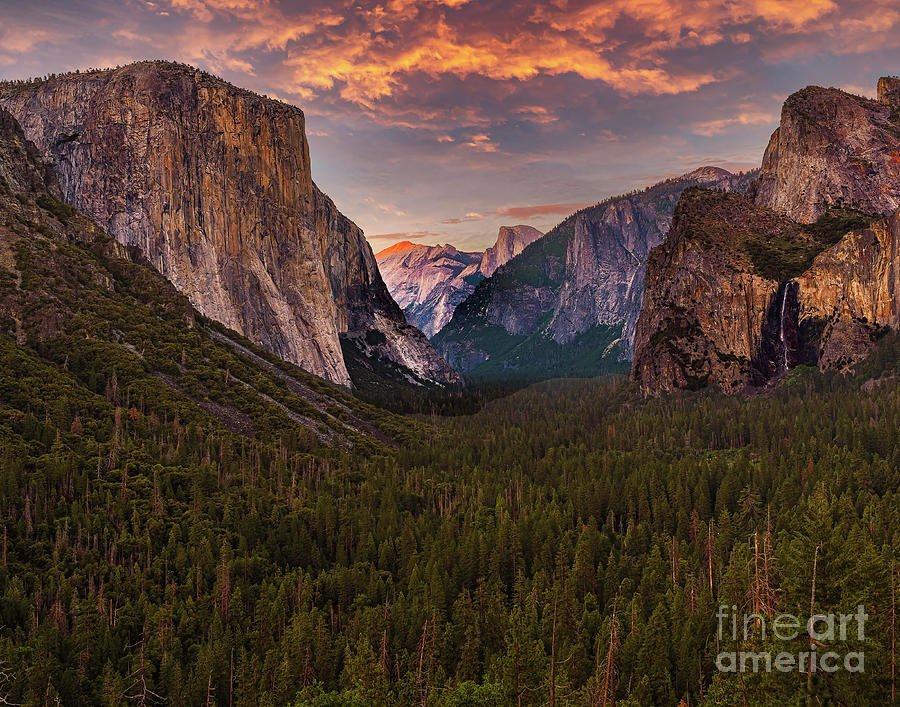 Sunset at Tunnel View Overlook Photograph by Nick Zelinsky Jr