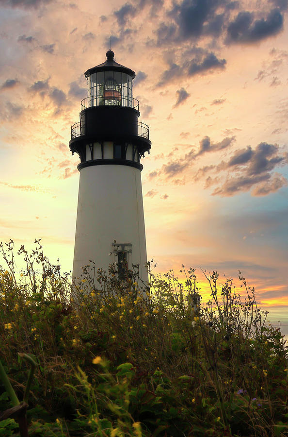 Sunset At Yaquina Head Lighthouse II Photograph By Athena Mckinzie