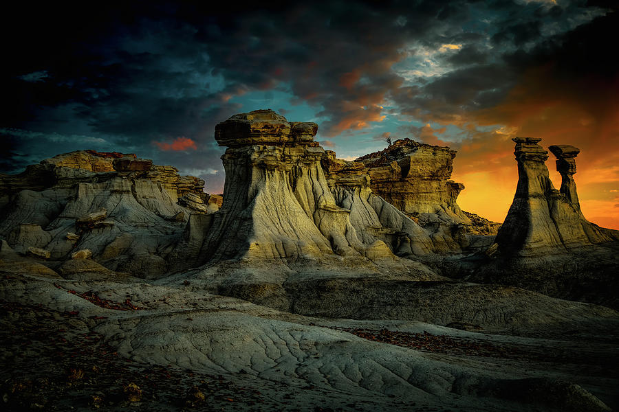 Sunset Bisti Badlands Photograph by Steve Snyder