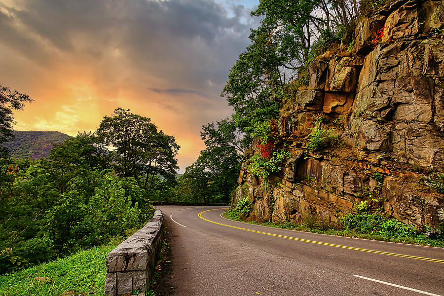 Sunset Curve in Smoky Mountain National Park Photograph by Judy Vincent