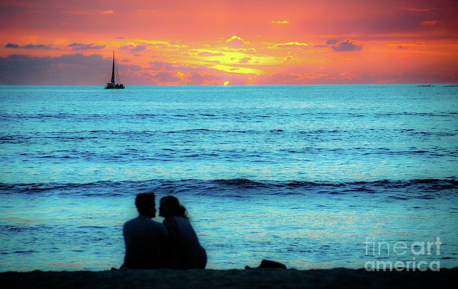 Sunset Photograph - Sunset Kiss Tropic Hawaii by D Davila