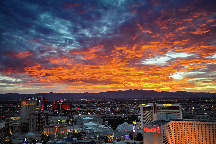 Sunset Las Vegas High Roller Photograph by Kyle Hanson