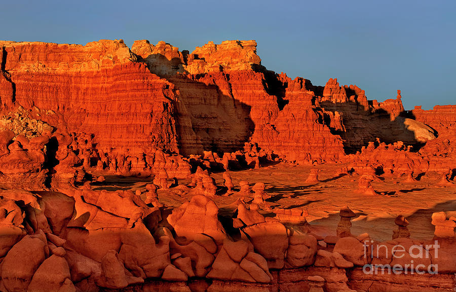 Sunset Light Goblin Valley Utah Photograph by Dave Welling