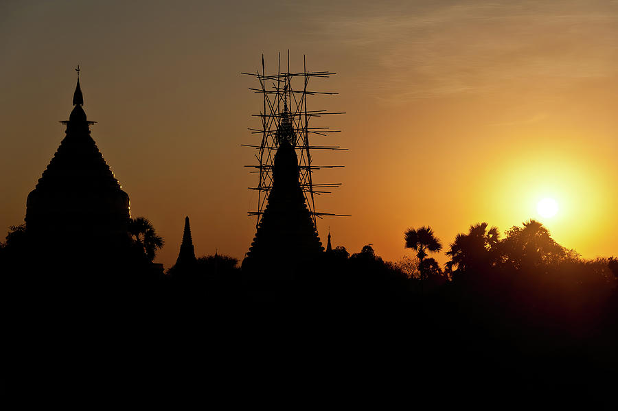 Sunset on Bagans Temples. Myanmar Photograph by Lie Yim