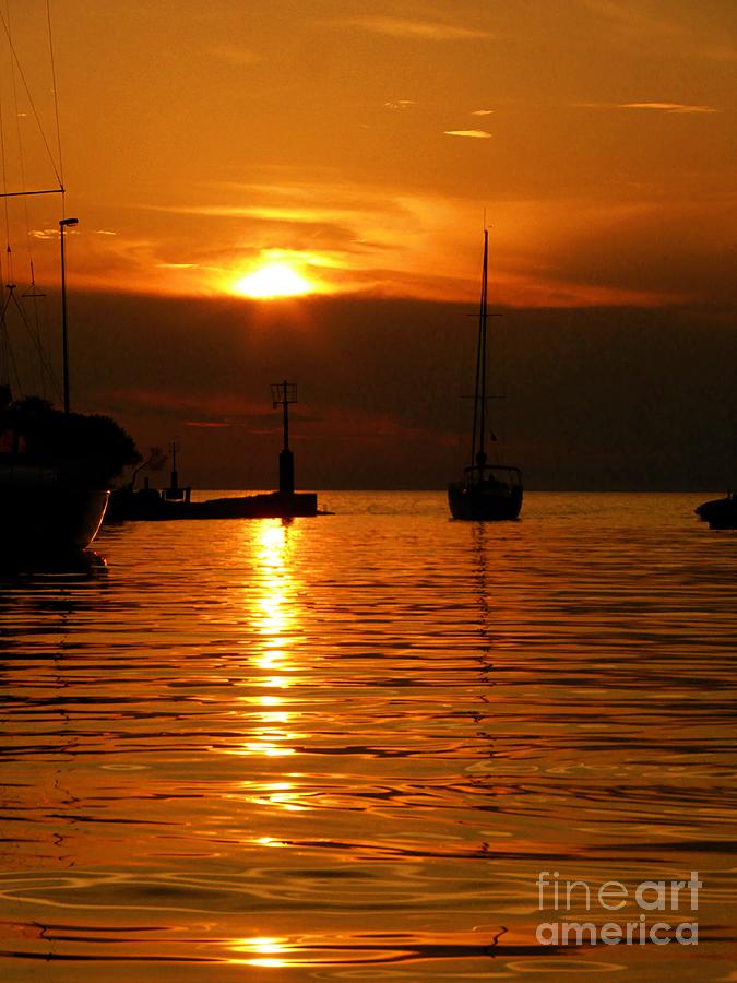 Sunset over Adriatic Sea Photograph by Amalia Suruceanu