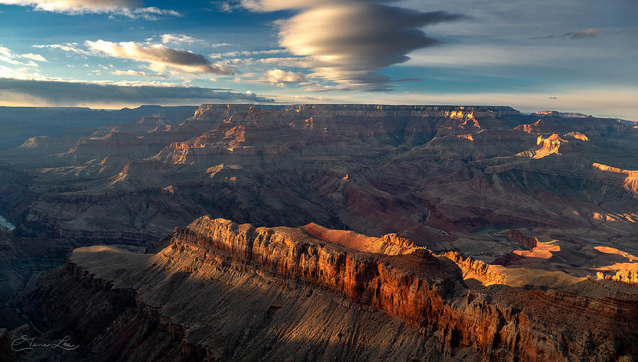 Sunset over the Grand Canyon Photograph by Geno Lee
