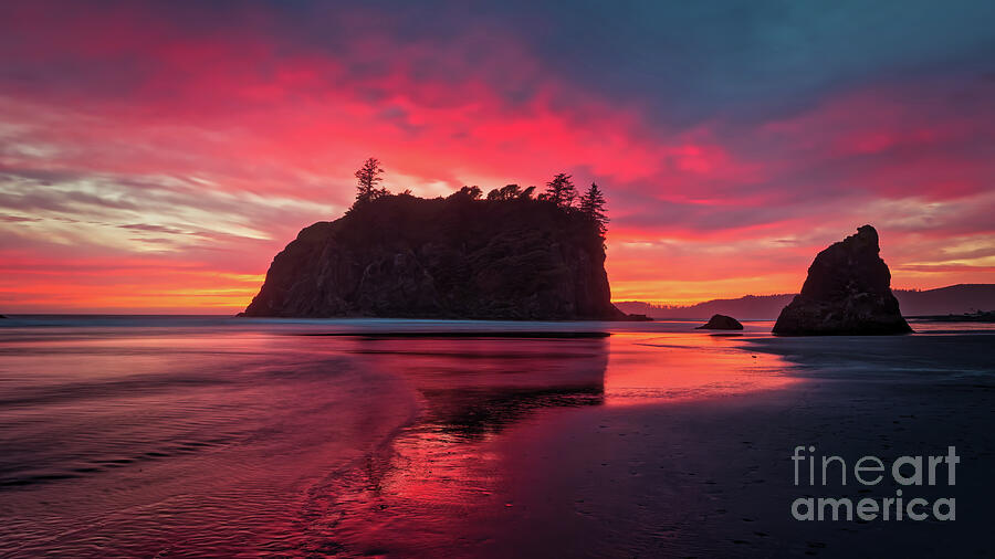 Sunset Ruby Beach Photograph by Jerry Fornarotto